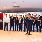 乾杯の音頭は辻選手。「俺たち、いとこー!」