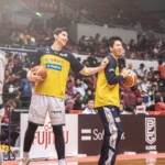 左 栃木 #22 ライアン・ロシター、右 #6 比江島慎